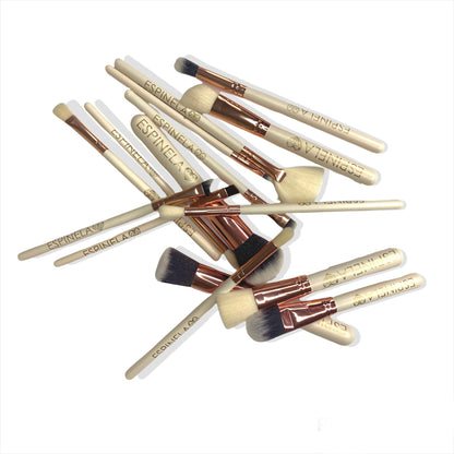 ESPINELA, Set de Brochas con Cosmetiquera – Precisión, Estilo y Organización