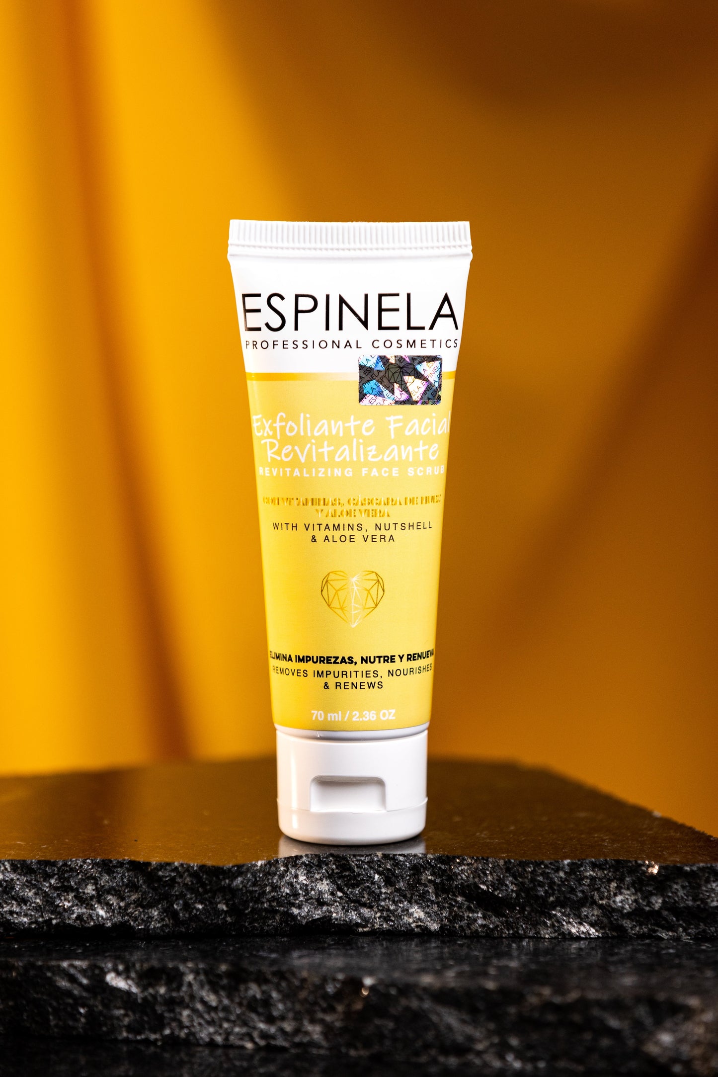 Espinela Exfoliante Facial Revitalizante – Luminosidad, Suavidad y Renovación Celular