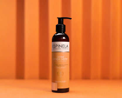 Espinela, Cirugía Capilar – Suavidad, Hidratación y Control Total del Frizz
