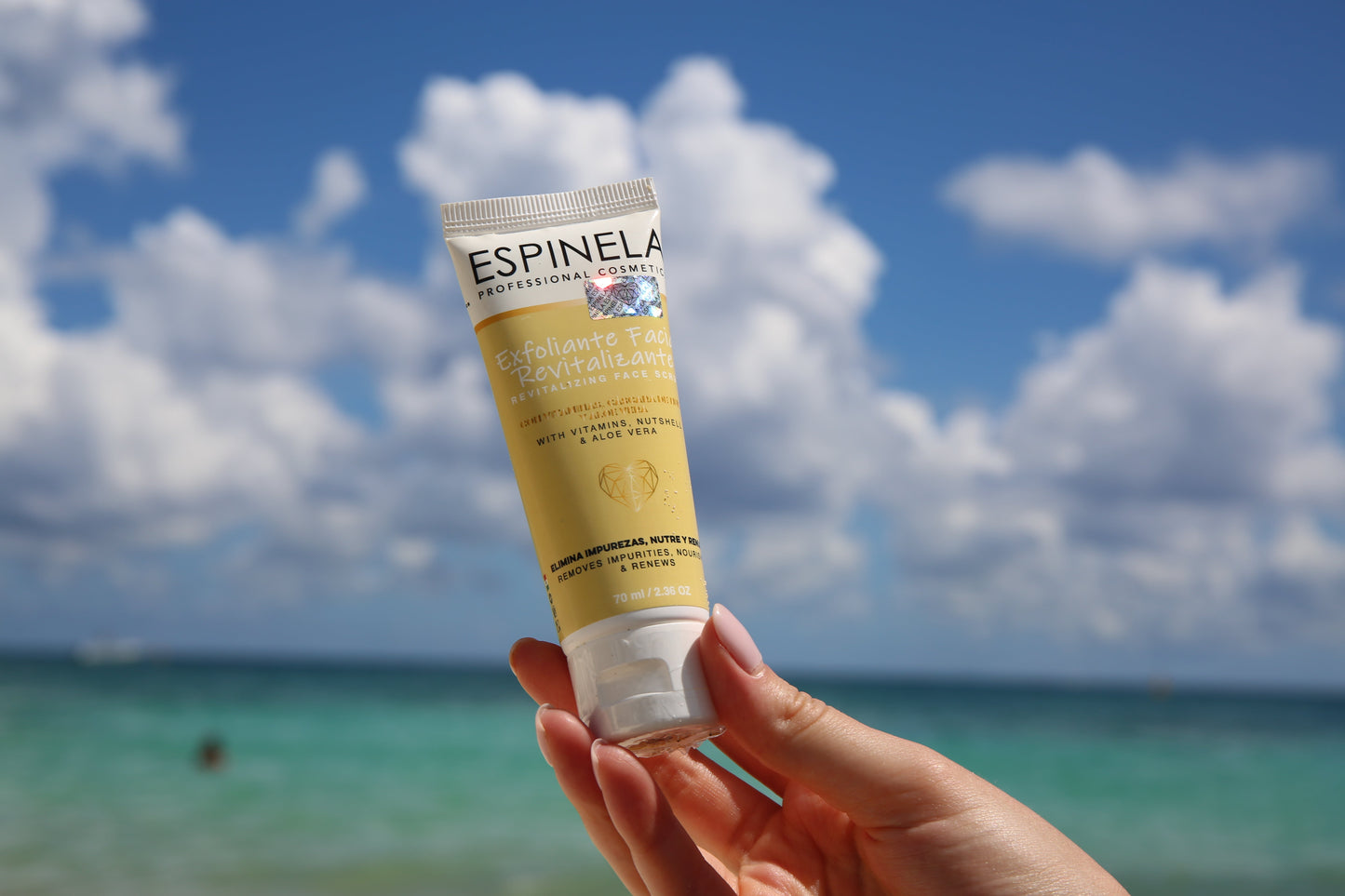 Espinela Exfoliante Facial Revitalizante – Luminosidad, Suavidad y Renovación Celular