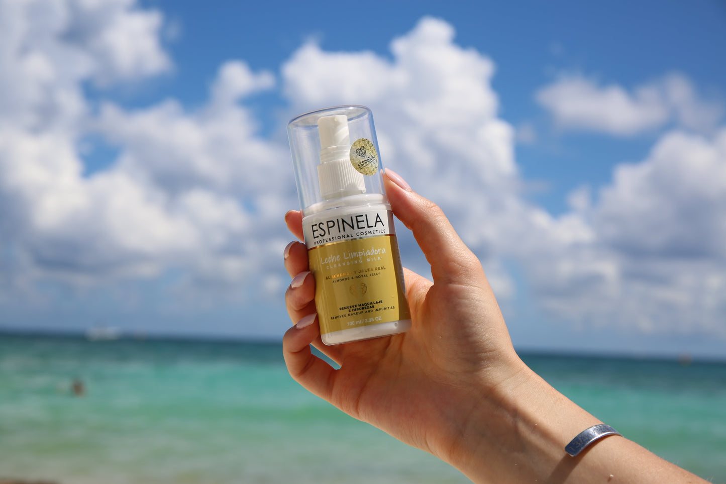 Espinela, Leche Limpiadora Facial – Suavidad, Nutrición y Poros Limpios